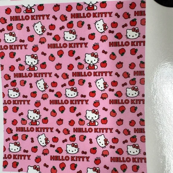 Hello Kitty 🍎 Throw blanket - Picture 2 of 3